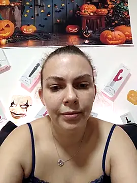 Snapshot of LEAsquirt91 chatting on November 16, 2025, 11:49 am LEAsquirt91 online show from November 16, 2025, 11:49 am