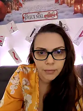 Snapshot of LEAsquirt91 chatting on December 17, 2025, 11:11 pm LEAsquirt91 online show from December 17, 2025, 11:11 pm