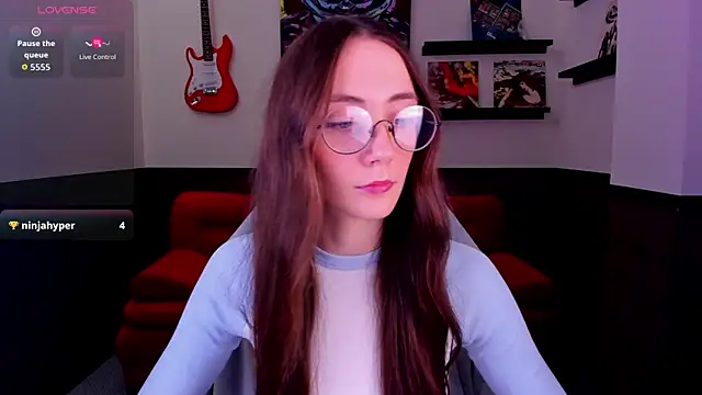 Lexi Split online show from June 15, 2026, 1:41 am