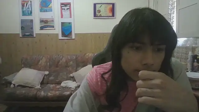 Snapshot of calliemaggotbone chatting on November 11, 2025, 1:00 pm calliemaggotbone online show from November 11, 2025, 1:00 pm