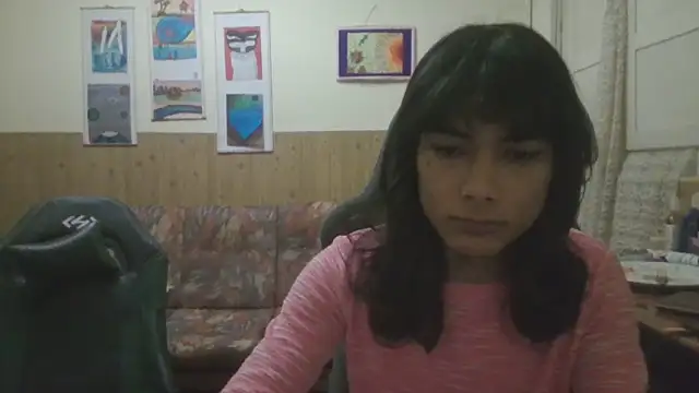 Snapshot of calliemaggotbone chatting on November 13, 2025, 6:18 pm calliemaggotbone online show from November 13, 2025, 6:18 pm