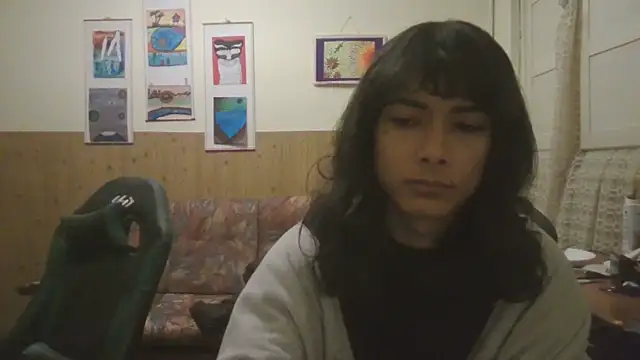 Snapshot of calliemaggotbone chatting on November 15, 2025, 9:21 pm calliemaggotbone online show from November 15, 2025, 9:21 pm