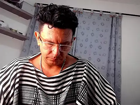 pedropicapi online show from November 21, 2025, 12:32 am