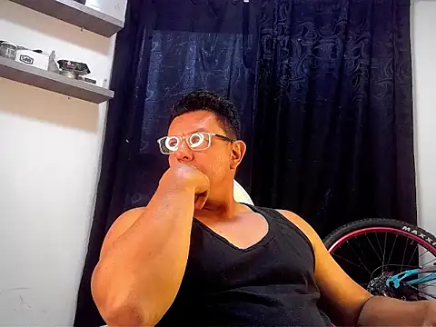 pedropicapi online show from April 14, 2026, 4:13 pm