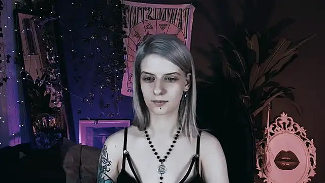 Snapshot of Noah_ElmerX chatting on December 14, 2025, 3:06 pm Noah ElmerX online show from December 14, 2025, 3:06 pm