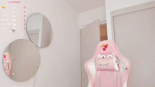 Snapshot of mia_yourmommy chatting on March 21, 2025, 1:56 am mia yourmommy online show from March 21, 2025, 1:56 am