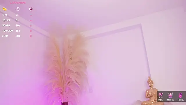 Snapshot of mia_yourmommy chatting on April 3, 2026, 1:36 am mia yourmommy online show from April 3, 2026, 1:36 am