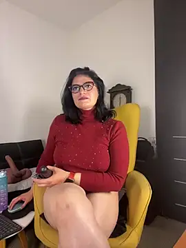 adriana71 online show from May 23, 2026, 2:17 am