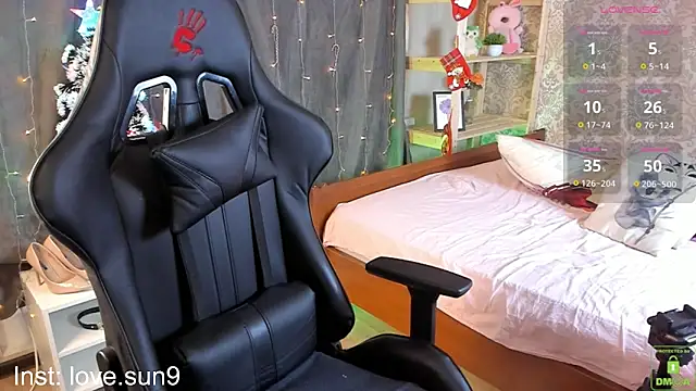 Snapshot of Michel_Momsen chatting on January 12, 2025, 3:36 pm Michel Momsen online show from January 12, 2025, 3:36 pm