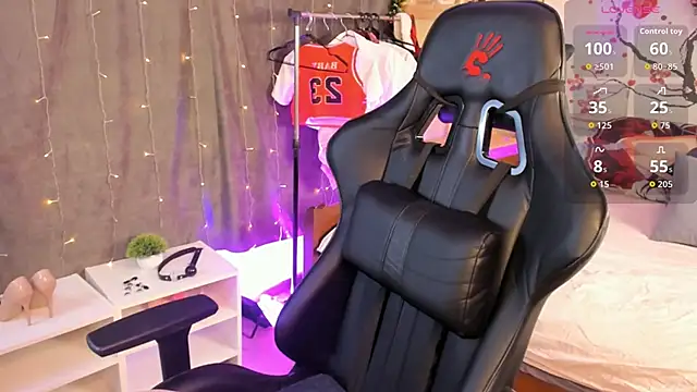 Snapshot of Michel_Momsen chatting on February 20, 2026, 12:38 pm Michel Momsen online show from February 20, 2026, 12:38 pm