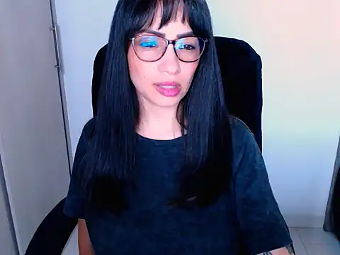 diana  34 online show from November 26, 2025, 11:39 pm