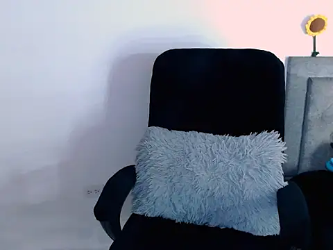 Snapshot of diana__34 chatting on February 26, 2026, 11:48 pm diana 34 online show from February 26, 2026, 11:48 pm