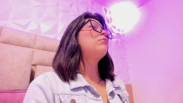 PauletteJ online show from February 26, 2026, 12:37 pm