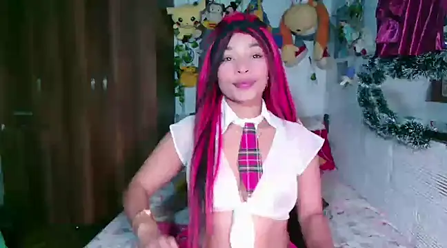 Snapshot of Selenne_Jones chatting on February 26, 2025, 10:04 am Selenne Jones online show from February 26, 2025, 10:04 am