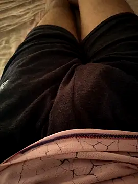 Snapshot of Horny_boy321 chatting on September 28, 2025, 9:14 am Horny boy321 online show from September 28, 2025, 9:14 am