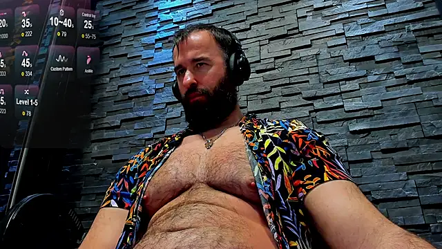 Snapshot of David_Big_Daddy chatting on February 26, 2025, 12:05 am David Big Daddy online show from February 26, 2025, 12:05 am