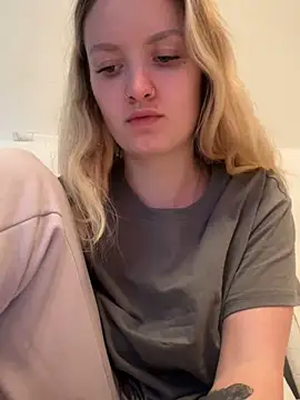 mariemelissah online show from March 15, 2025, 12:24 pm