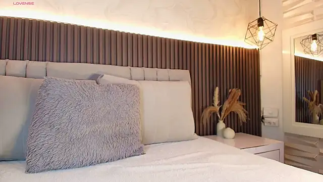 Snapshot of SHANONCLARK chatting on January 8, 2026, 7:16 pm SHANONCLARK online show from January 8, 2026, 7:16 pm