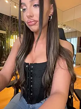 Snapshot of MileySin1111 chatting on March 11, 2026, 4:02 pm MileySin1111 online show from March 11, 2026, 4:02 pm