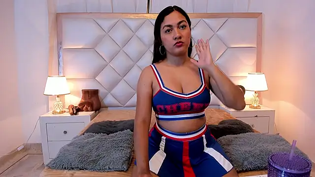 brittany069 online show from November 16, 2025, 3:56 am