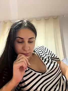 JenniferEdith online show from December 9, 2024, 10:32 am