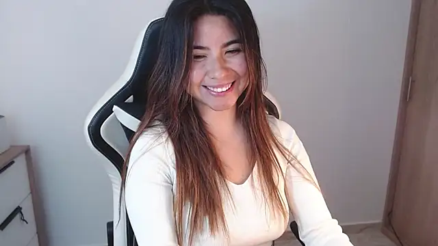 alice middlee online show from March 17, 2025, 9:13 pm