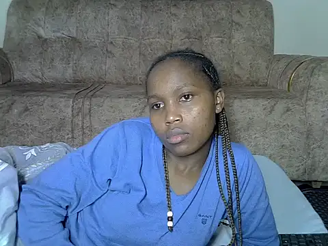 Snapshot of AurelAda chatting on February 26, 2026, 12:20 am AurelAda online show from February 26, 2026, 12:20 am