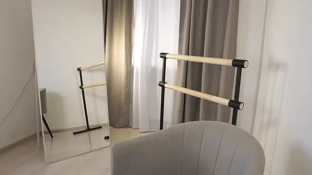 FiaMoor online show from November 22, 2025, 11:20 am