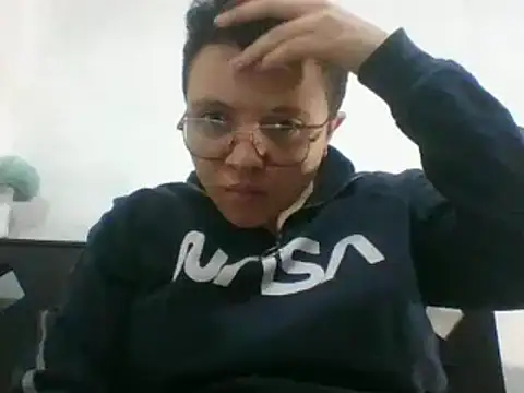 Snapshot of EdenJupiter chatting on November 15, 2025, 6:00 am EdenJupiter online show from November 15, 2025, 6:00 am