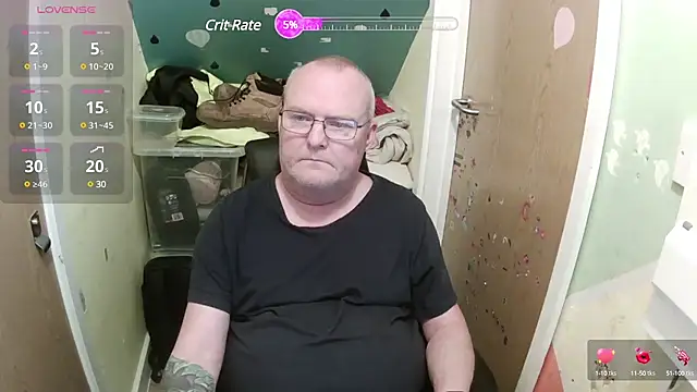 Snapshot of FriendlyDave chatting on January 26, 2025, 12:54 pm FriendlyDave online show from January 26, 2025, 12:54 pm