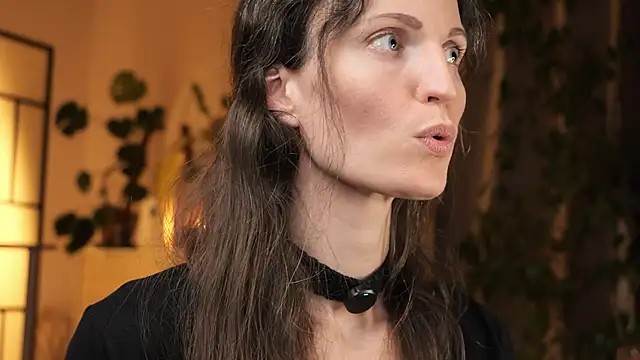 Snapshot of yulladao chatting on November 14, 2025, 5:55 pm yulladao online show from November 14, 2025, 5:55 pm