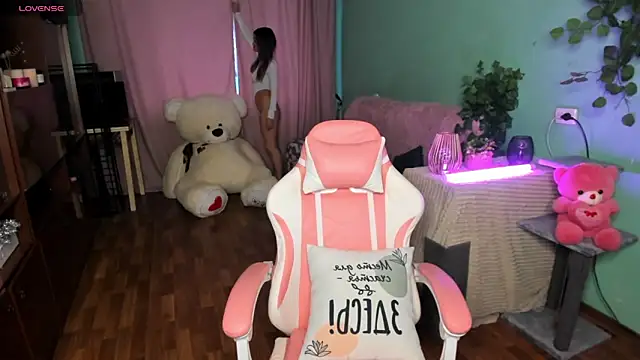 Queen baby online show from October 21, 2025, 1:39 am