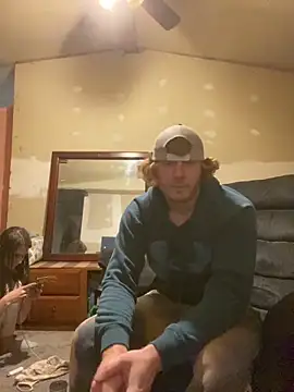 hottestcouplevaa online show from January 15, 2025, 9:24 am