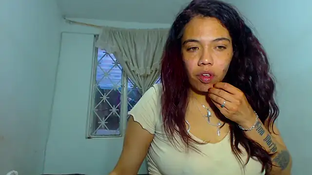 Snapshot of AmaraRoberts420 chatting on January 4, 2025, 10:13 pm AmaraRoberts420 online show from January 4, 2025, 10:13 pm