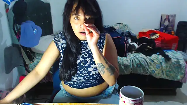Snapshot of AmaraRoberts420 chatting on September 26, 2025, 3:21 am AmaraRoberts420 online show from September 26, 2025, 3:21 am