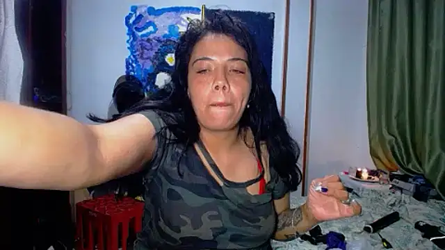 AmaraRoberts420 online show from June 1, 2026, 1:40 am
