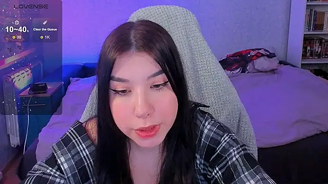 Snapshot of kellyharris chatting on December 21, 2024, 1:53 pm kellyharris online show from December 21, 2024, 1:53 pm