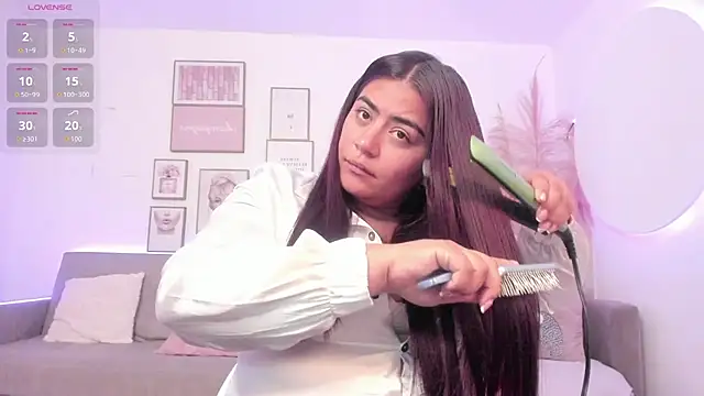 Snapshot of silvia_lane chatting on November 12, 2025, 3:40 am silvia lane online show from November 12, 2025, 3:40 am