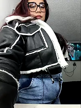 Snapshot of silvia_lane chatting on March 8, 2026, 3:27 pm silvia lane online show from March 8, 2026, 3:27 pm