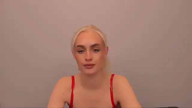 Snapshot of OliviaKisss chatting on December 17, 2025, 7:20 pm OliviaKisss online show from December 17, 2025, 7:20 pm