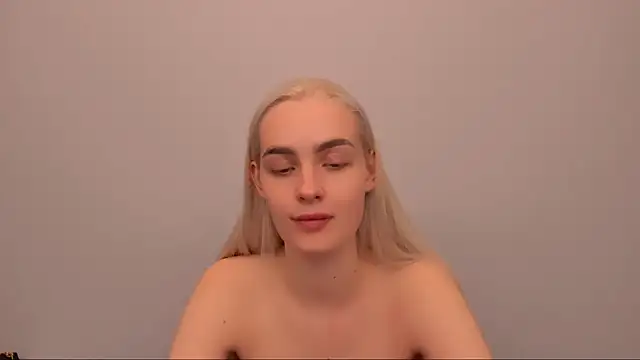 Snapshot of OliviaKisss chatting on December 19, 2025, 9:00 pm OliviaKisss online show from December 19, 2025, 9:00 pm