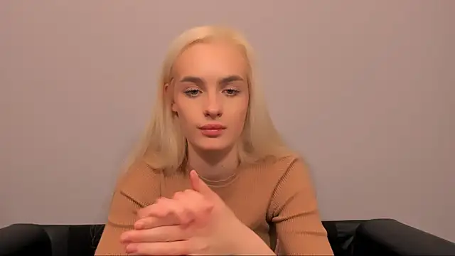 Snapshot of OliviaKisss chatting on March 13, 2026, 7:09 pm OliviaKisss online show from March 13, 2026, 7:09 pm