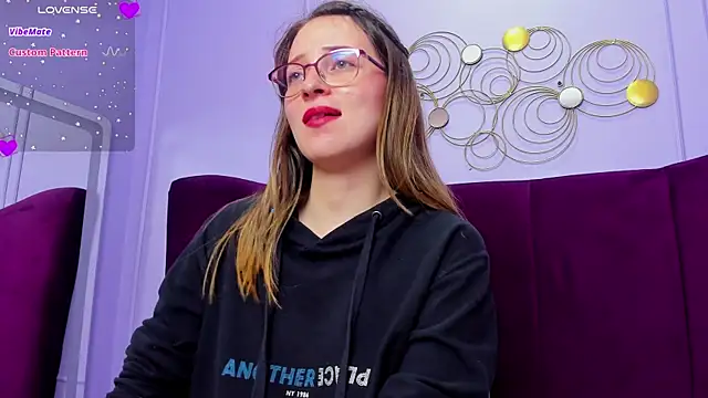 AmbeerWood  online show from March 14, 2025, 6:07 pm