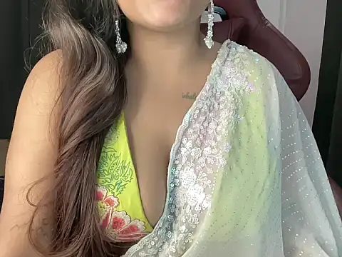 shanayaaa 1 online show from June 15, 2026, 7:27 pm