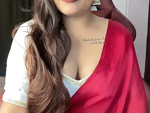 shanayaaa 1 online show from June 24, 2026, 7:02 pm