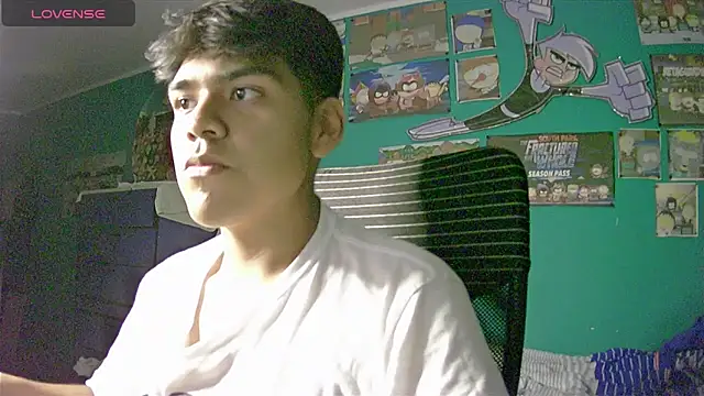 Snapshot of Valesh20 chatting on March 8, 2026, 4:16 am Valesh20 online show from March 8, 2026, 4:16 am