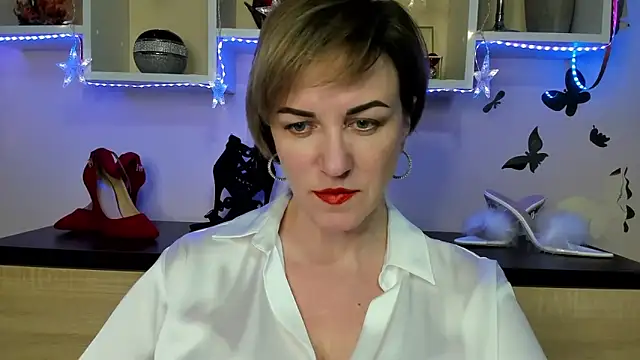 feliziaDesire online show from February 17, 2025, 7:10 pm