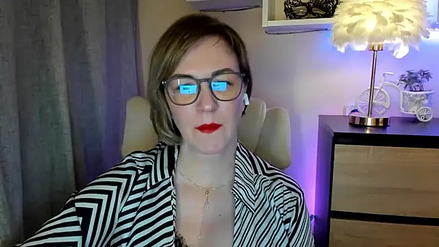 feliziaDesire online show from October 30, 2025, 6:48 am