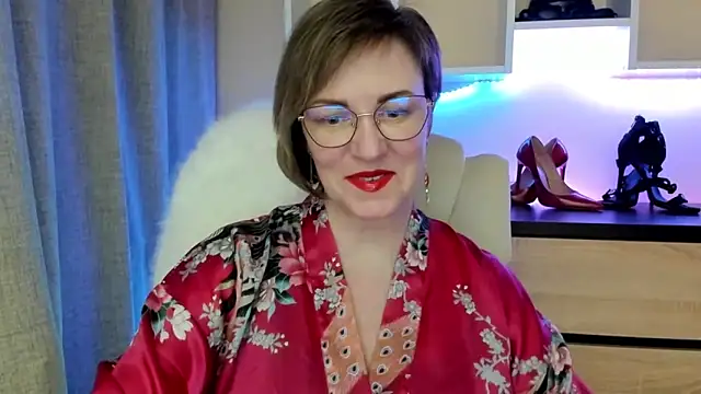 Snapshot of feliziaDesire chatting on February 3, 2026, 1:49 pm feliziaDesire online show from February 3, 2026, 1:49 pm