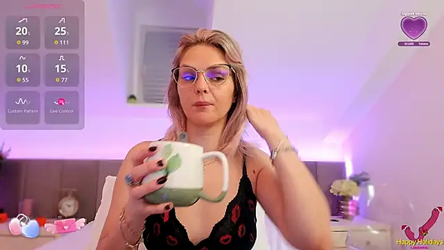 Snapshot of AshleyStorm_ chatting on November 15, 2025, 4:54 am AshleyStorm online show from November 15, 2025, 4:54 am